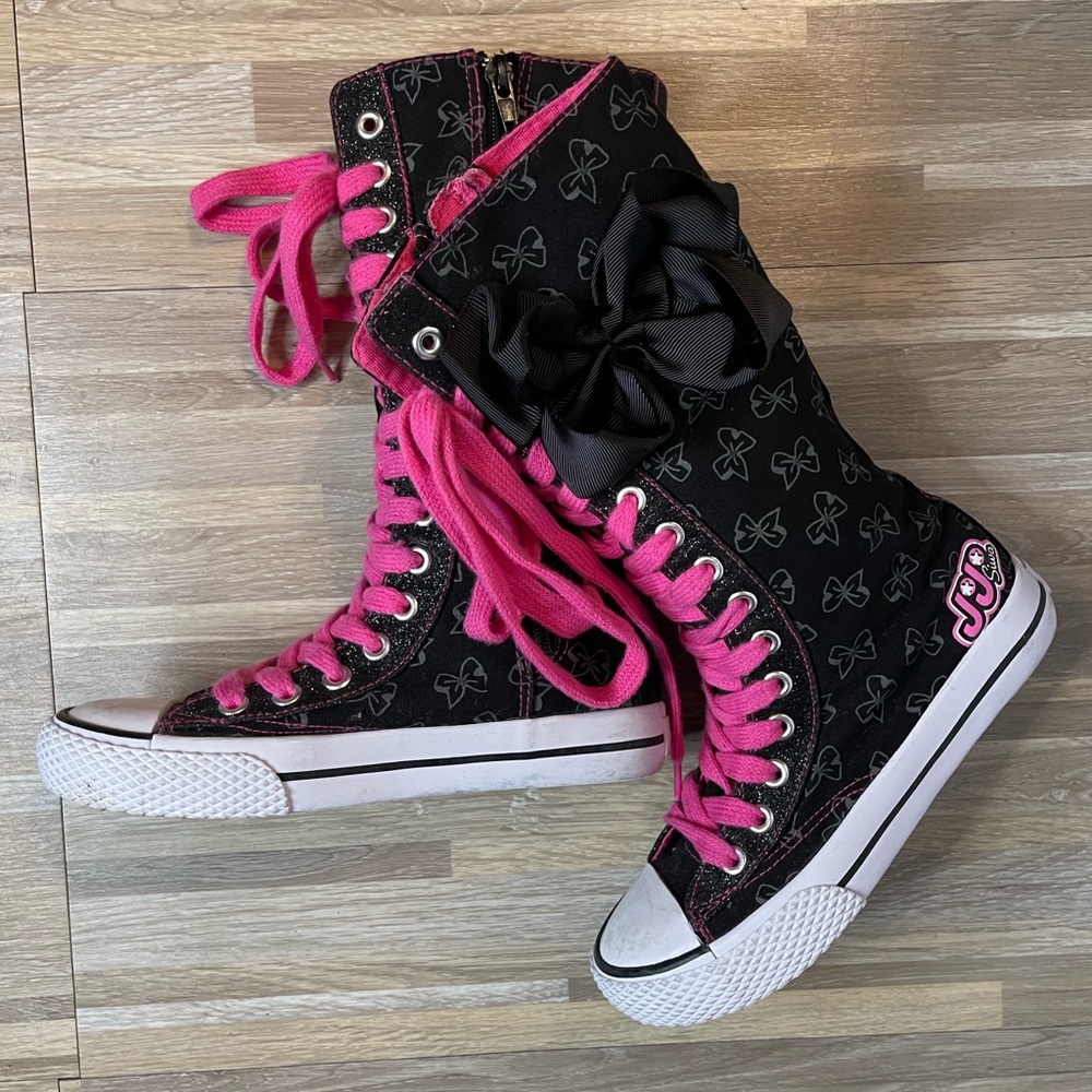 Jojo Siwa high top sneakers girls size 13.5